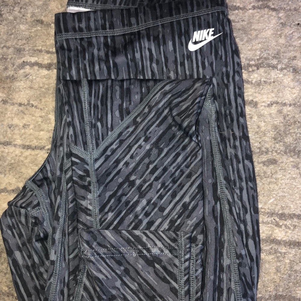 Nike athletic leggings